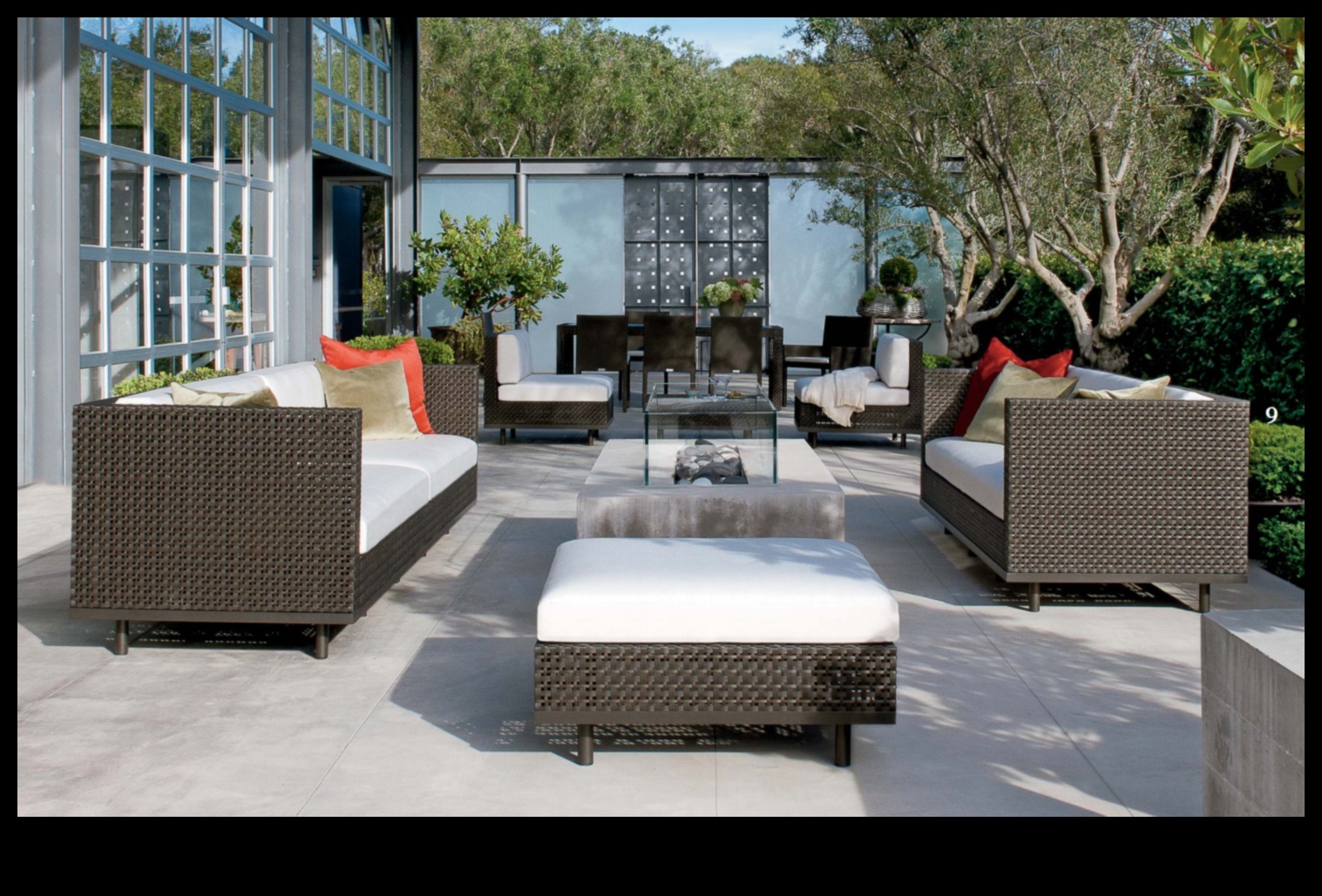 Living Outdoor Luxe: Transformă-ți spațiul cu mobilier de grădină