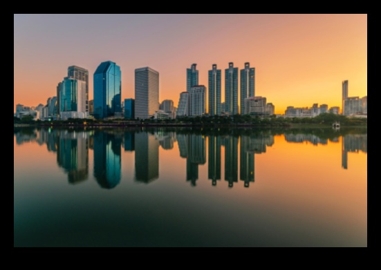 Cum sunt influențate orizonturile orașului de peisajele din jur?